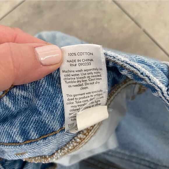 Pacsun mom Jean light Wash size 25 - Picture 6 of 6